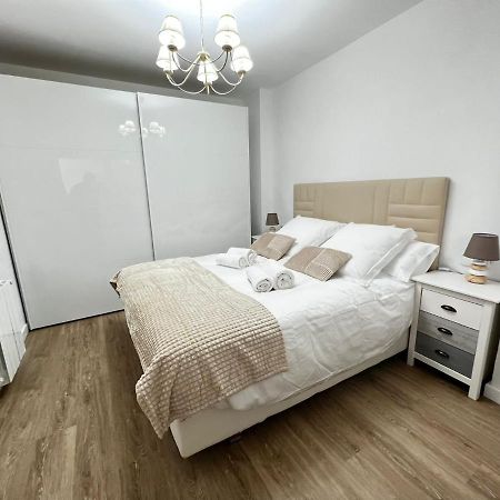 Casa Isabel Aeropuerto Feria Valencia Apartment Partida de La Cañada Екстериор снимка
