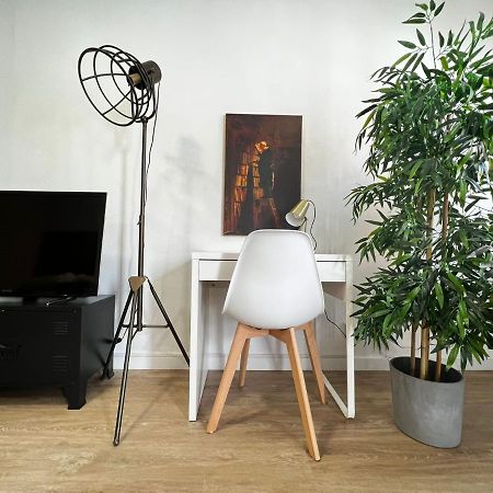 Casa Isabel Aeropuerto Feria Valencia Apartment Partida de La Cañada Екстериор снимка